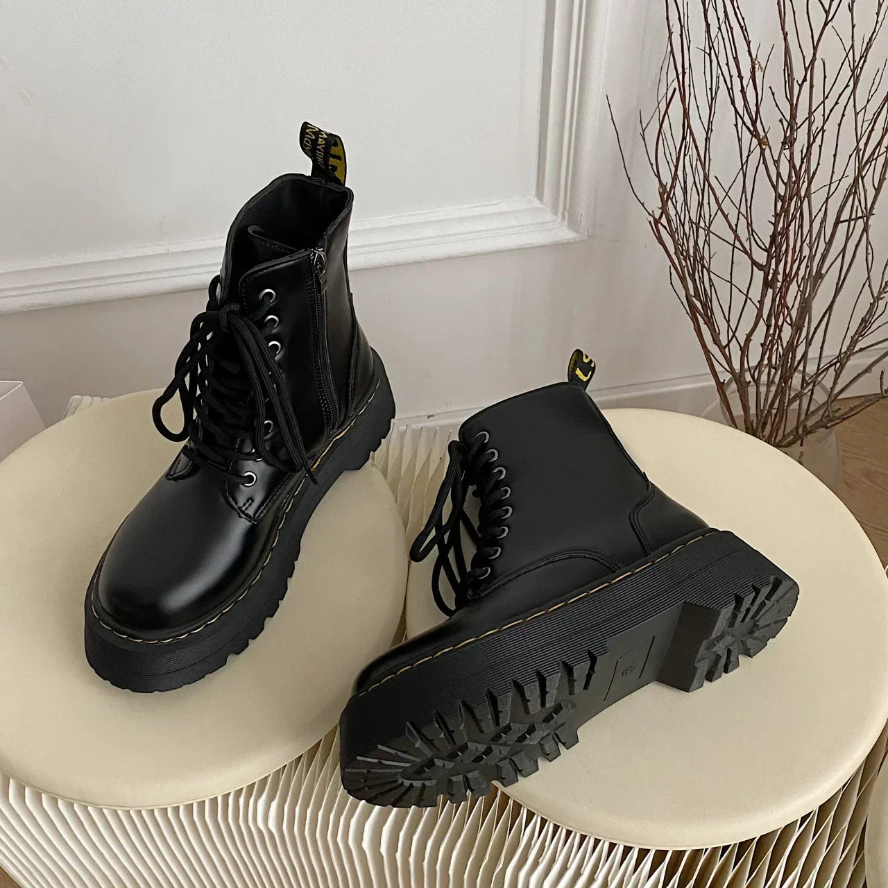 Bota Feminina Cano Curto Quebec